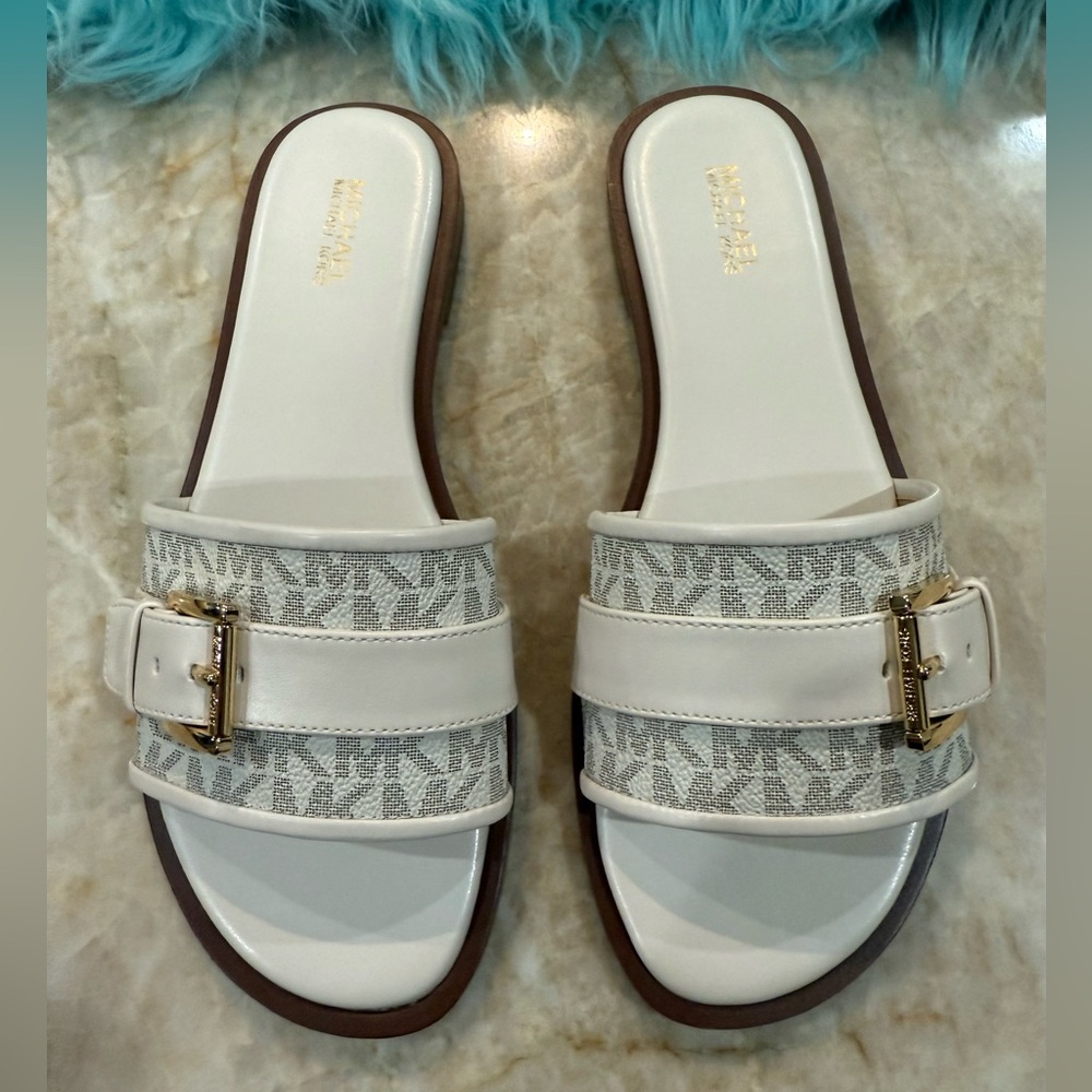 Michael Kors White Slide Sandals - Picture 4 of 9